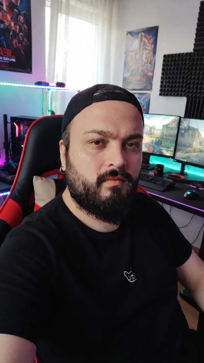 Müzisyen ve twitch yayıncısıyım - 1