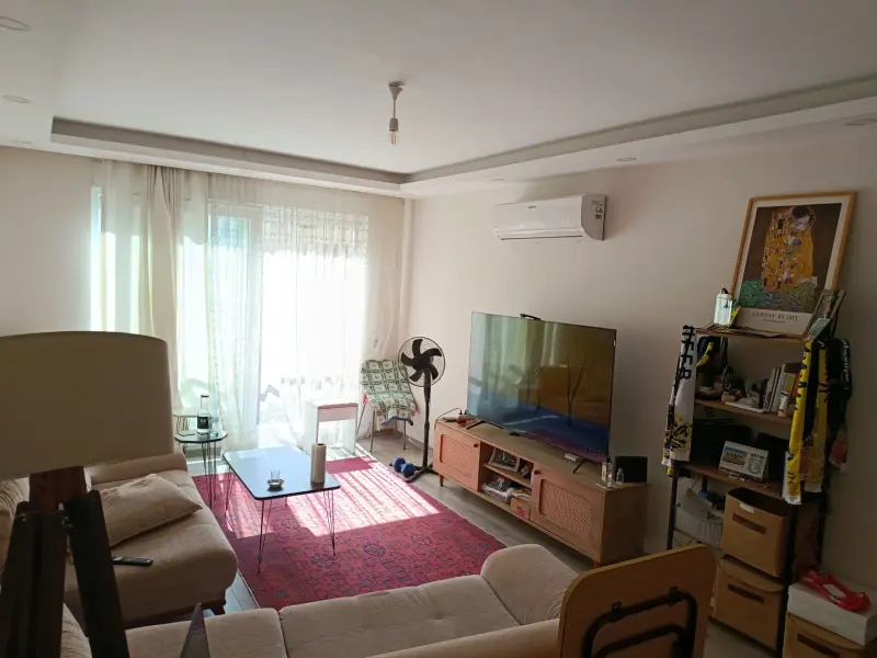 Antalya Cumhuriyet meydanında yeni bina - 1