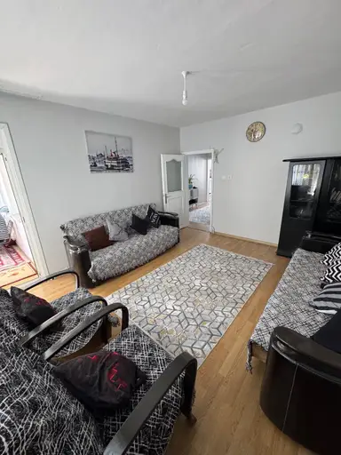 Kiralık oda merkezi yer de 3+1 evime oda arkadaşı arıyorum  - Sultangazi, İstanbul
