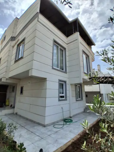 Ev arkadaşi armaktayim villa - Aksu, Antalya