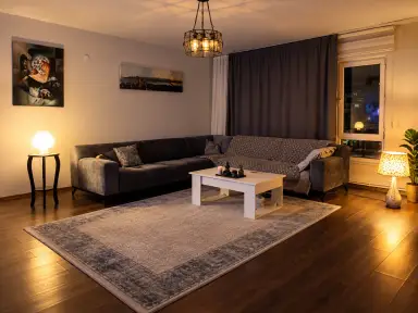 Tunalıda merkezi konumdaki evime ev arkadaşı aranıyor - Çankaya, Ankara