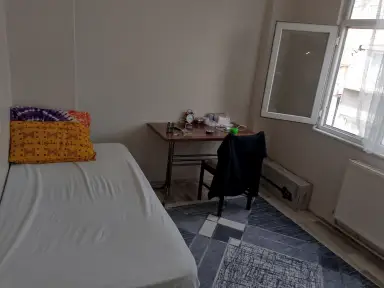 Telefon numarası 05456397636. Kiralık oda müsait  - Fatih, İstanbul