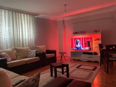 Ev Arkadaşı - Kadıköy, İstanbul