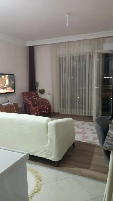 Bayan ev arkadaşı arıyorum  - Avcılar, İstanbul