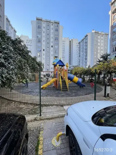 Esenyurt Site İçi Yanıma Kiraya Ortak Ev Arkadaşı Arıyorum. - Esenyurt, İstanbul