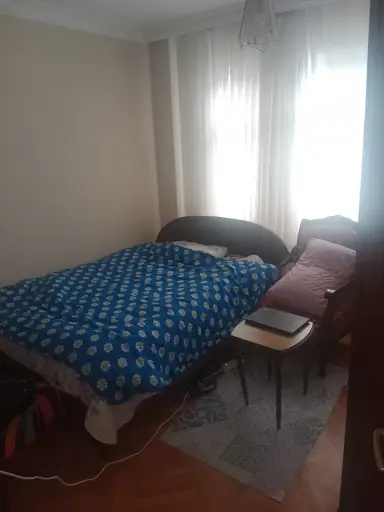 Esenyalı dört yolda 2+1 eşyalı evime ev arkadaşı arıyorum - Pendik, İstanbul