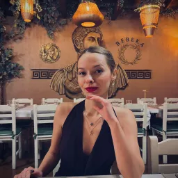 Kübra özcan